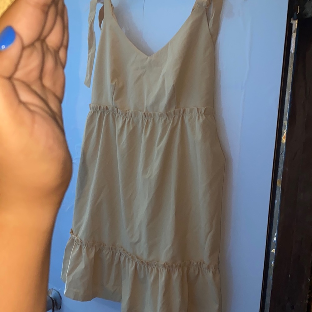 SHORT YELLOW DRESS